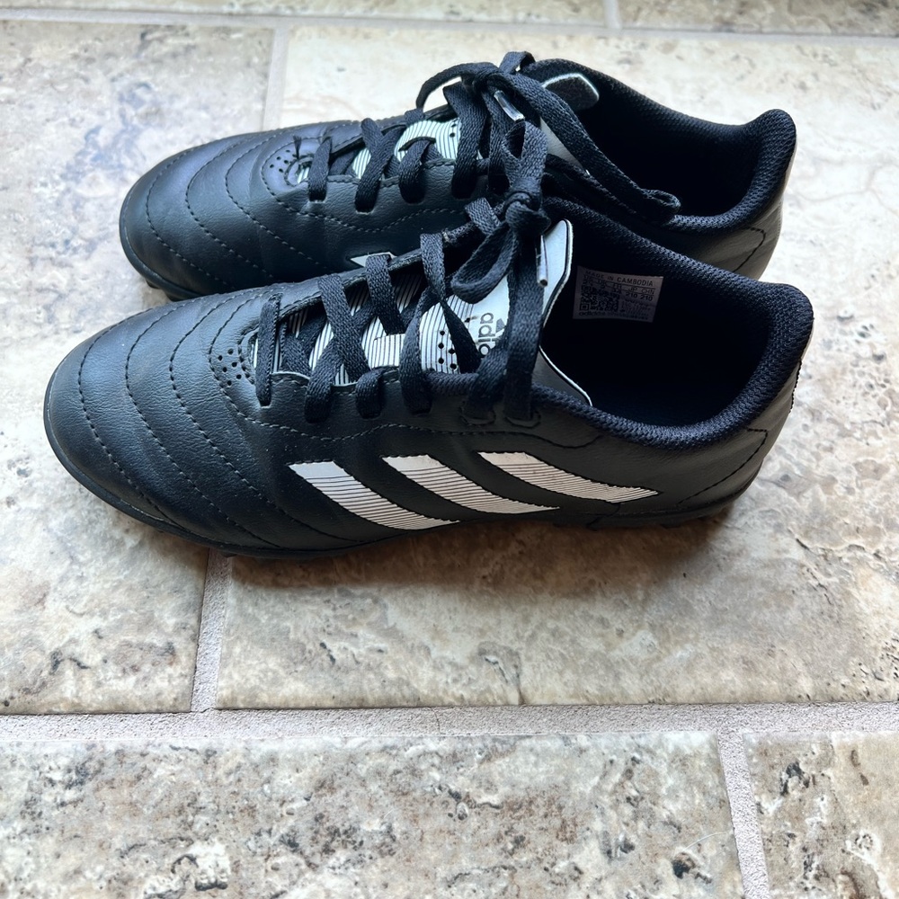 Kids Adidas Indoor Soccer Shoes